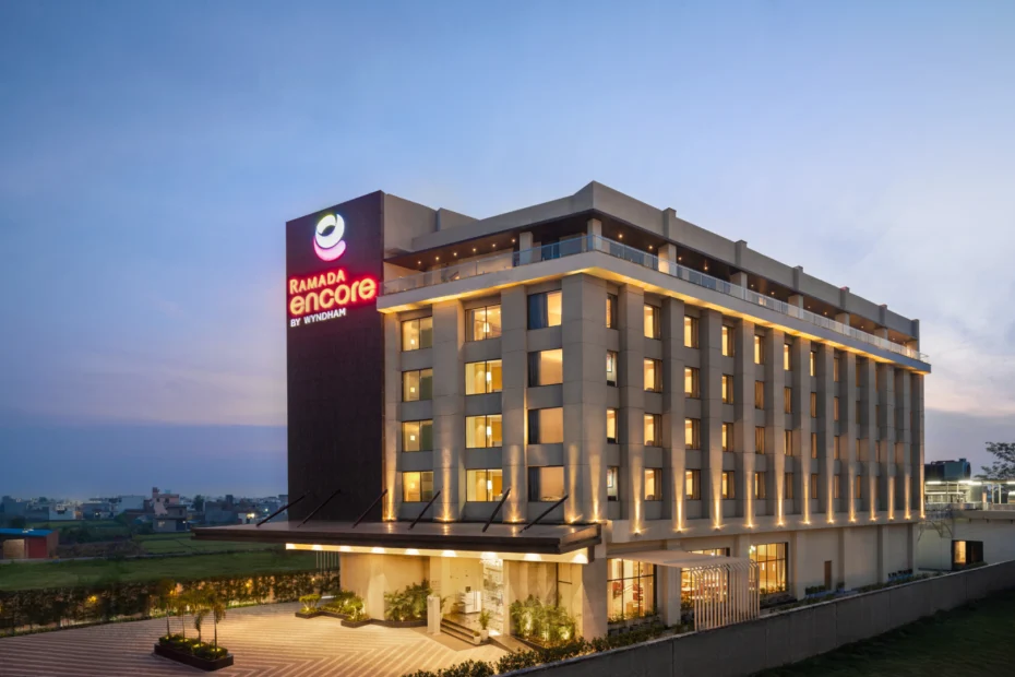 5-star hotel